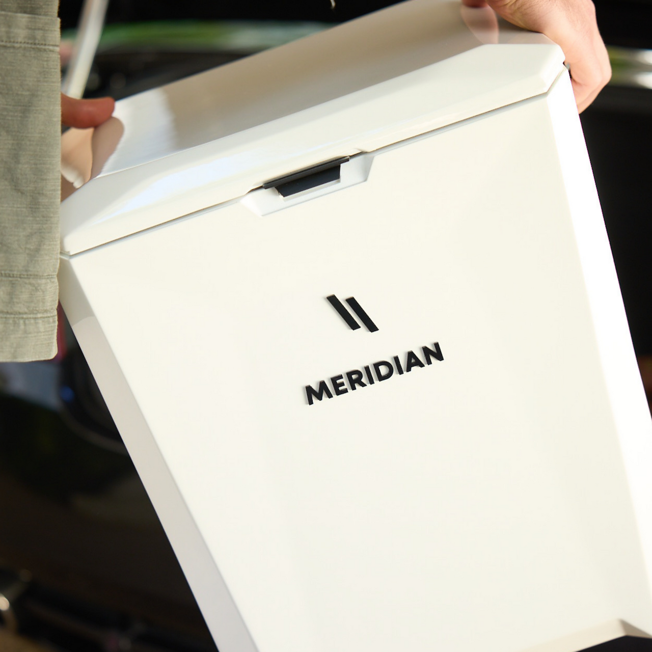 Meridian 25QT Cooler